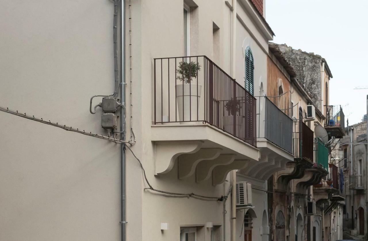 Villa Le Scaramazze Modica Exterior foto